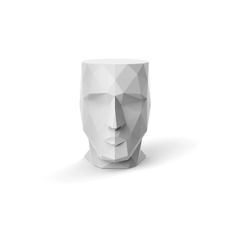Adan Stool