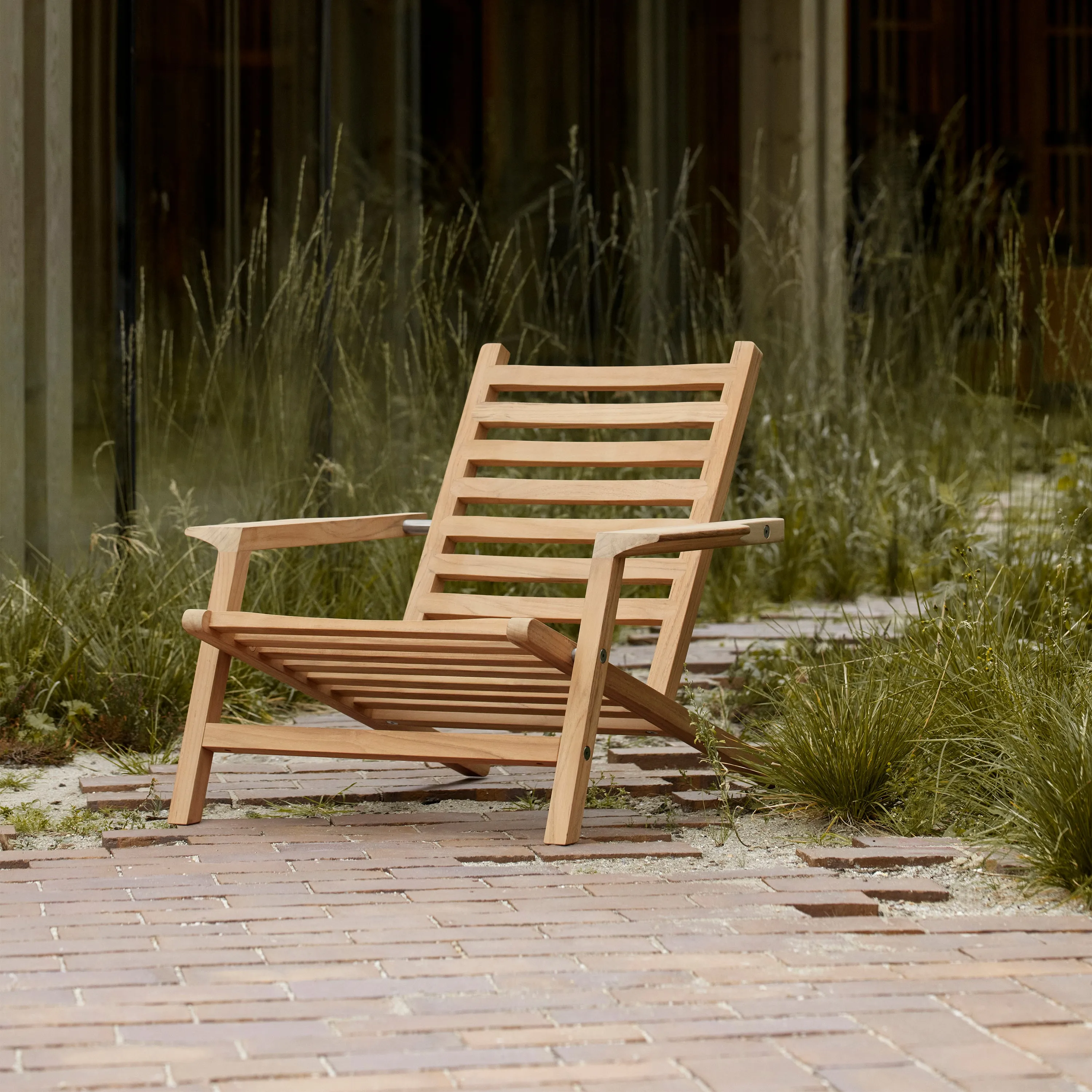 AH Outdoor Deck Chair