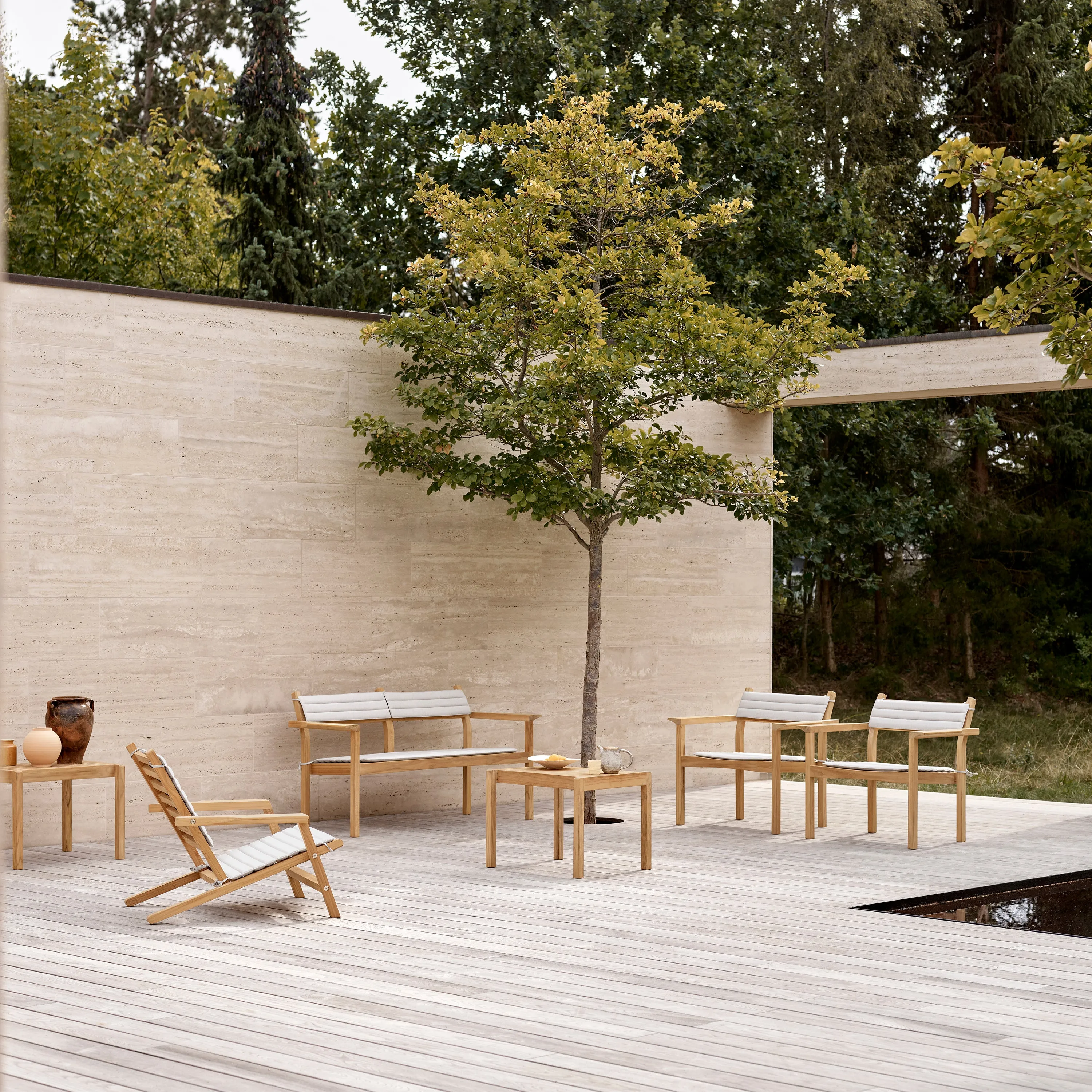 AH Outdoor Deck Chair