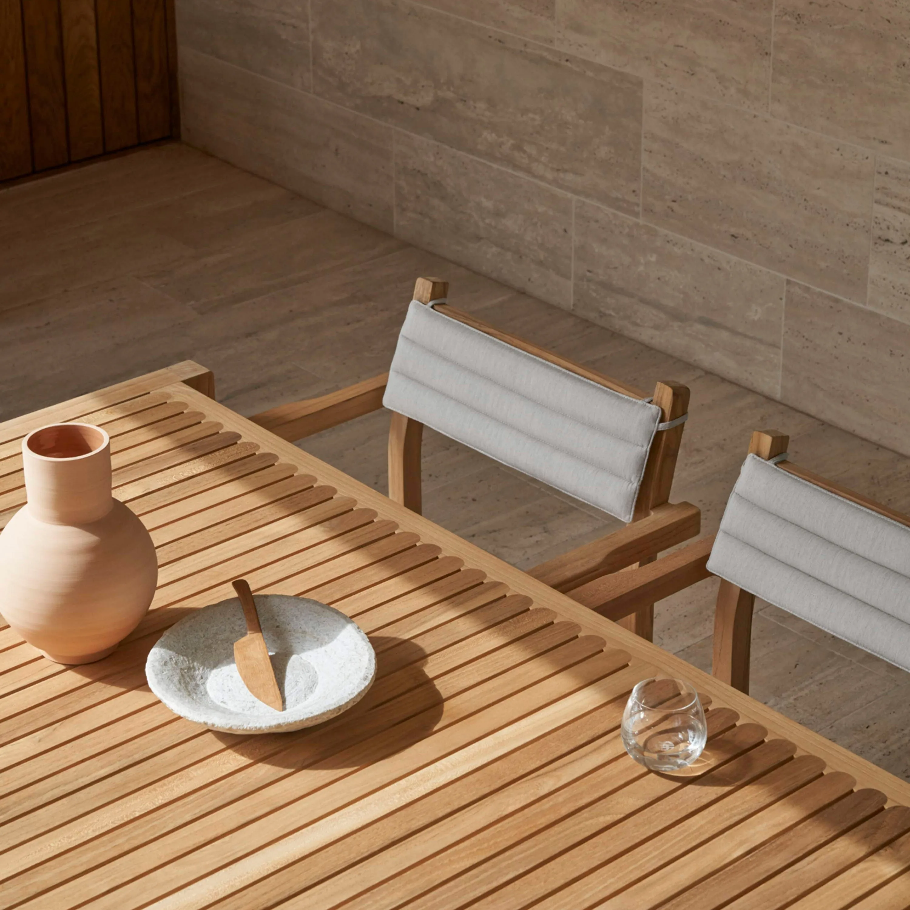 AH Outdoor Dining Table
