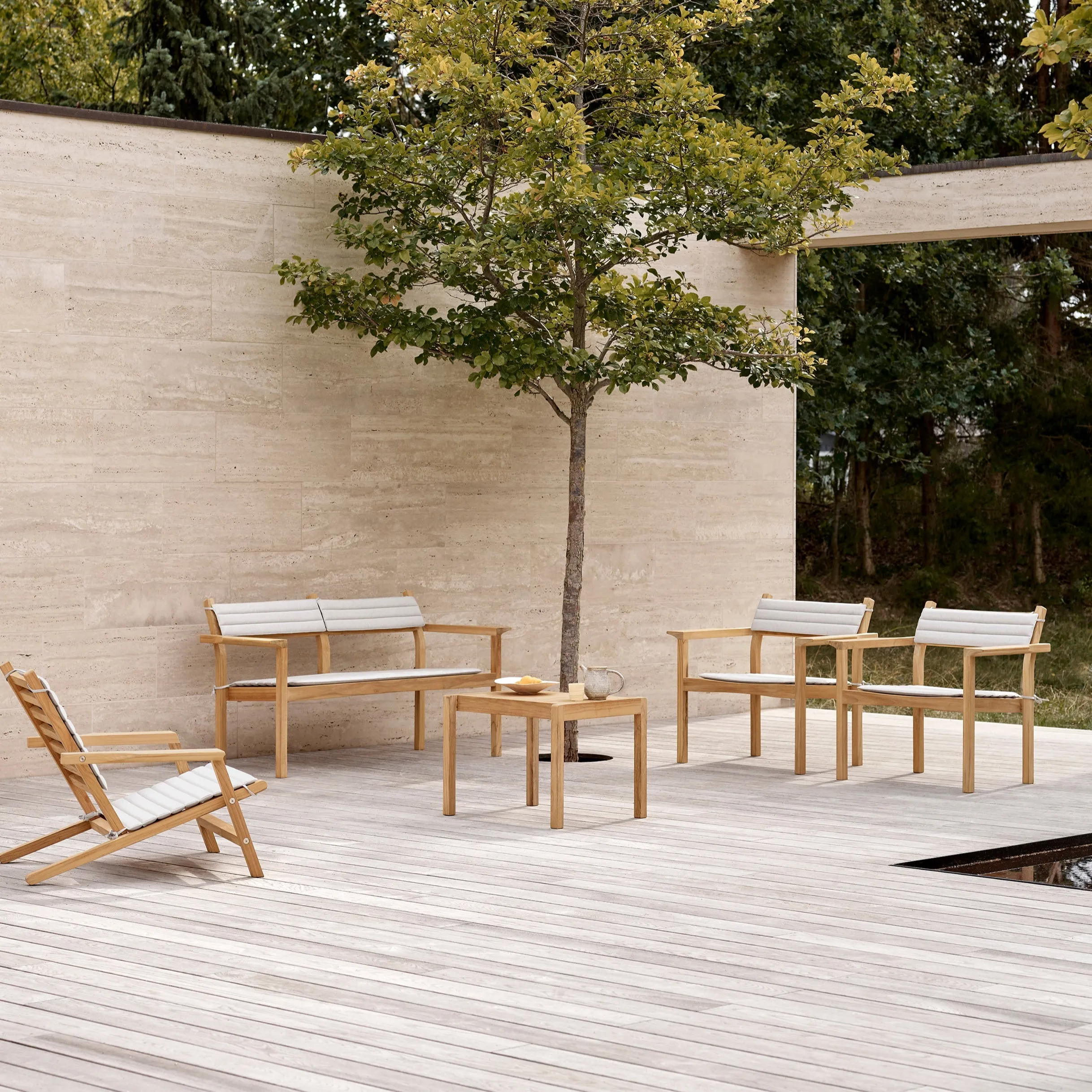 AH Outdoor Lounge Chair