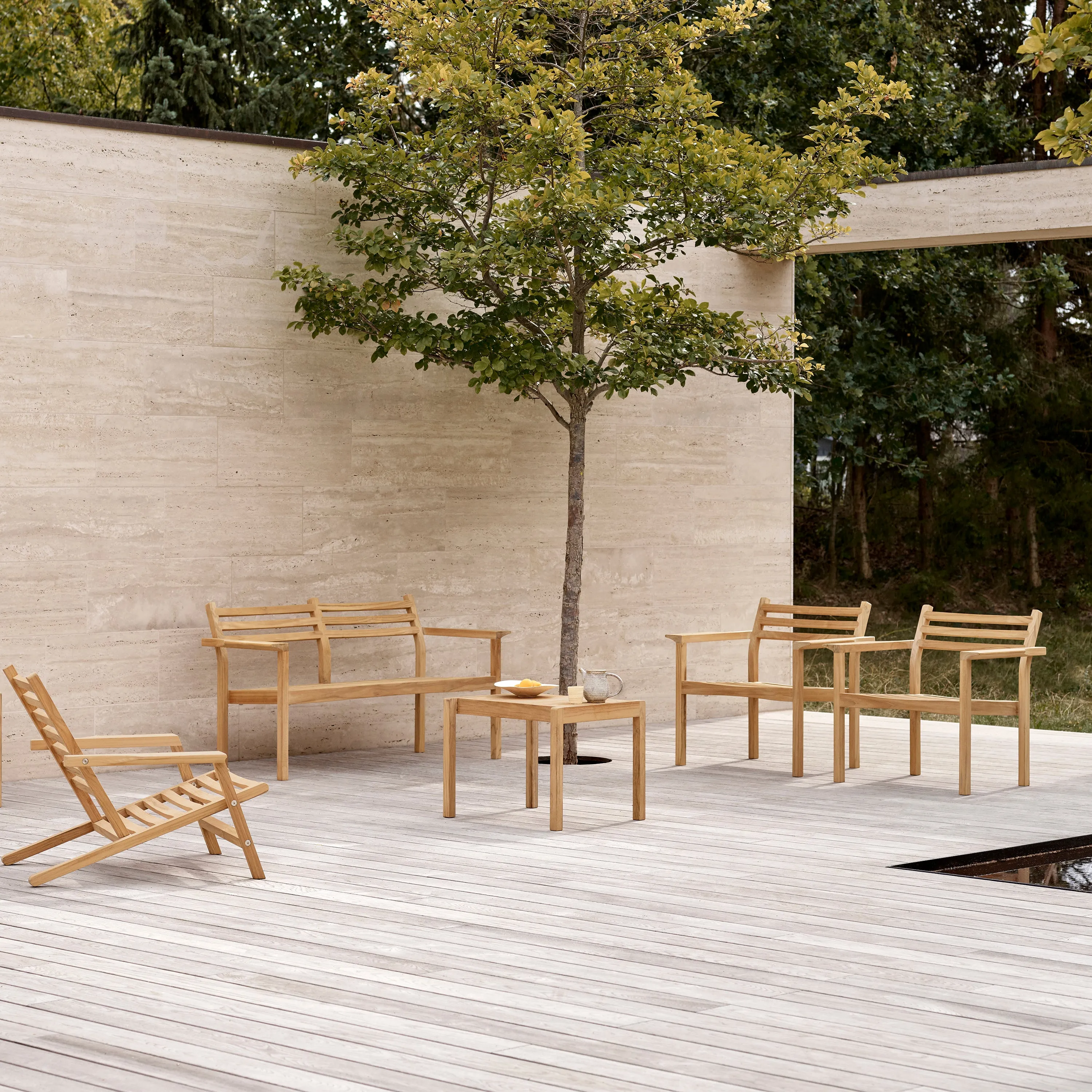 AH Outdoor Lounge Sofa