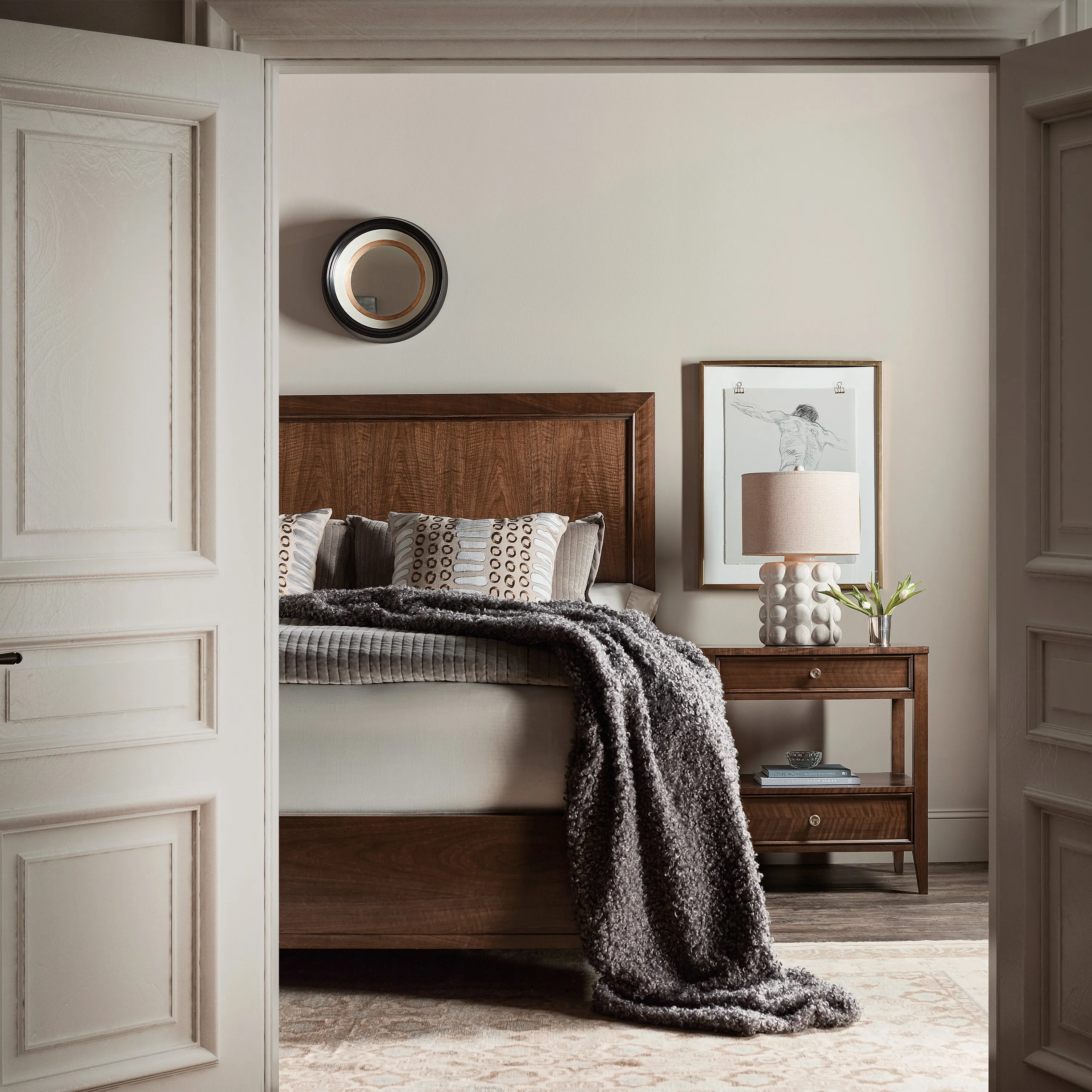 Archives Panel Bed