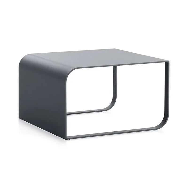 Arumi Outdoor Table 3