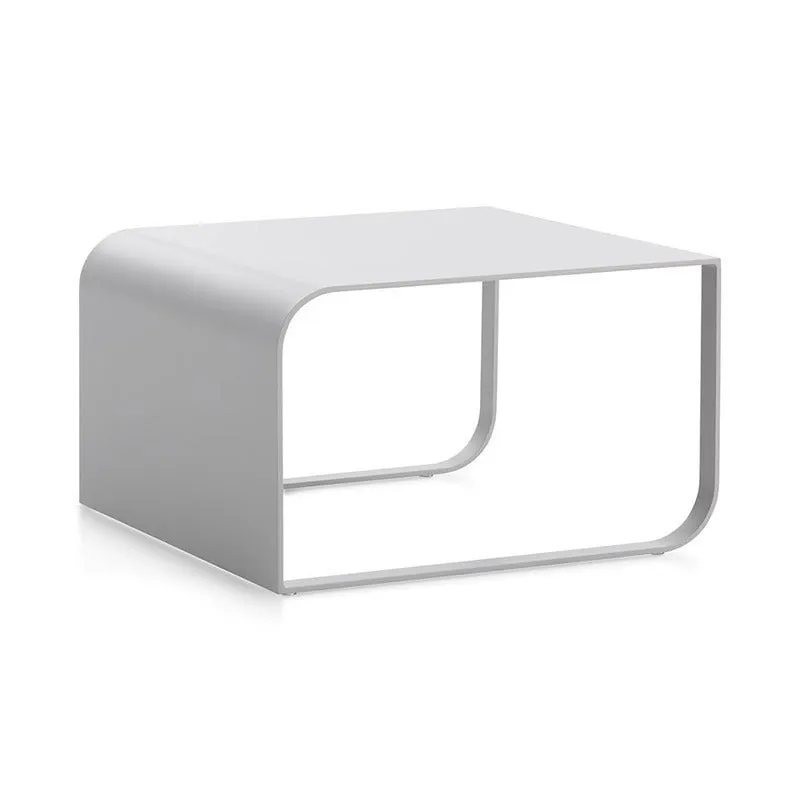 Arumi Outdoor Table 3