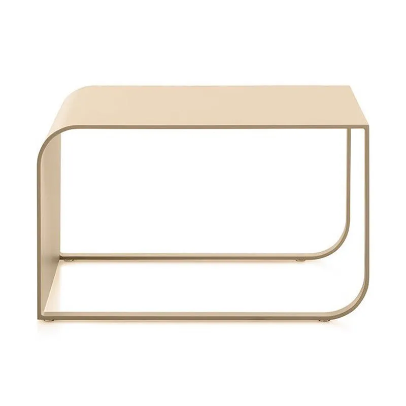 Arumi Outdoor Table 3