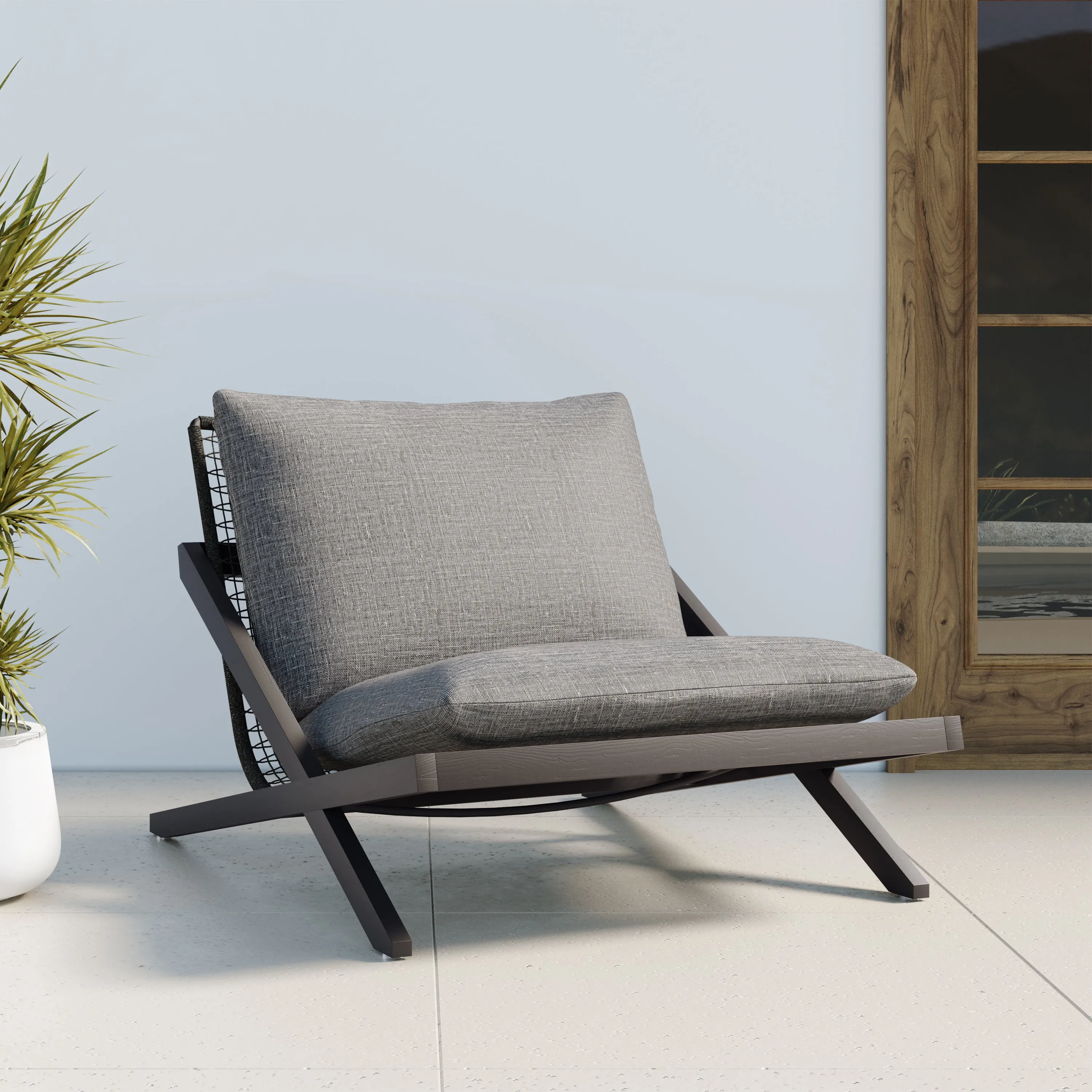 Bari Outdoor Lounge Chair