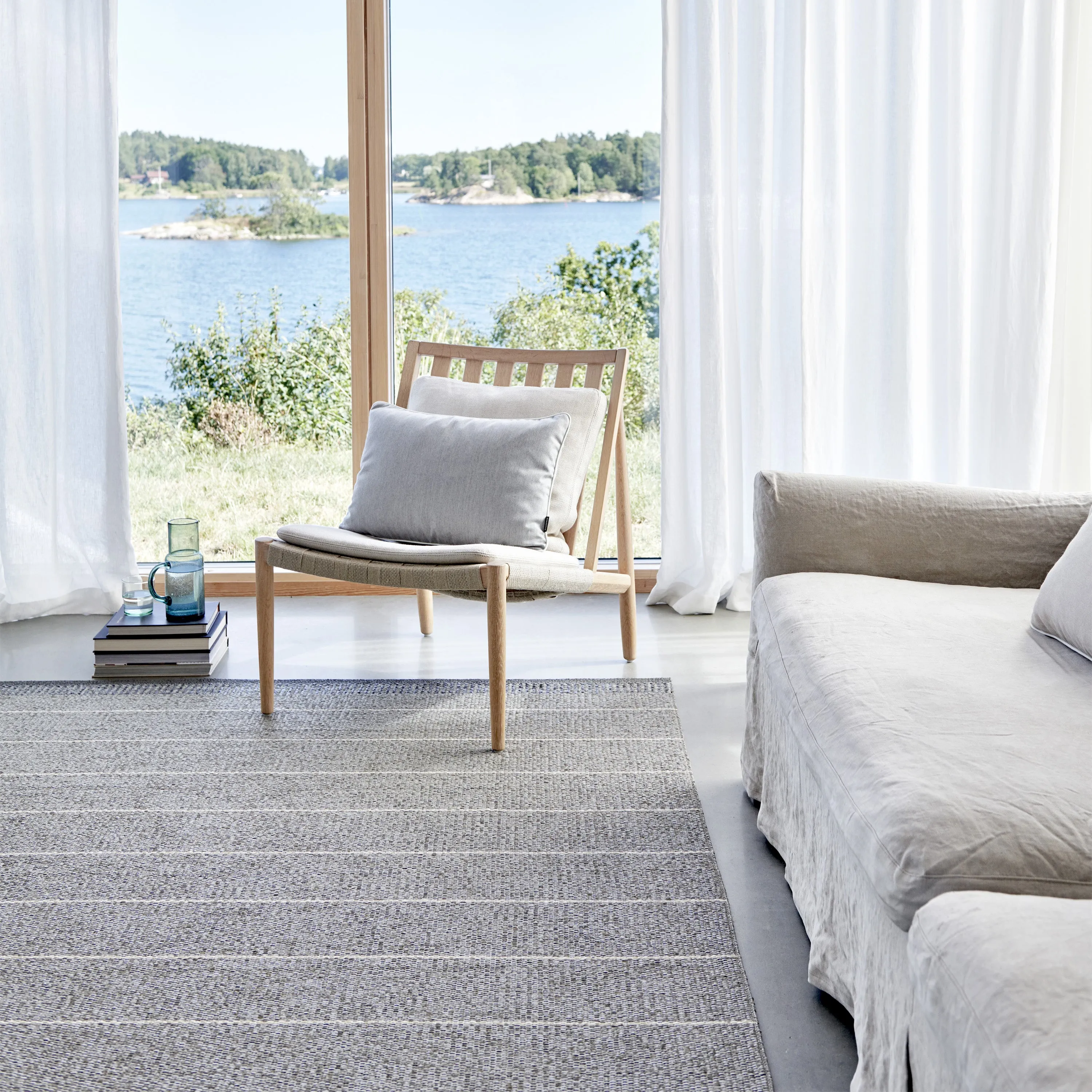 Belle Indoor/Outdoor Rug