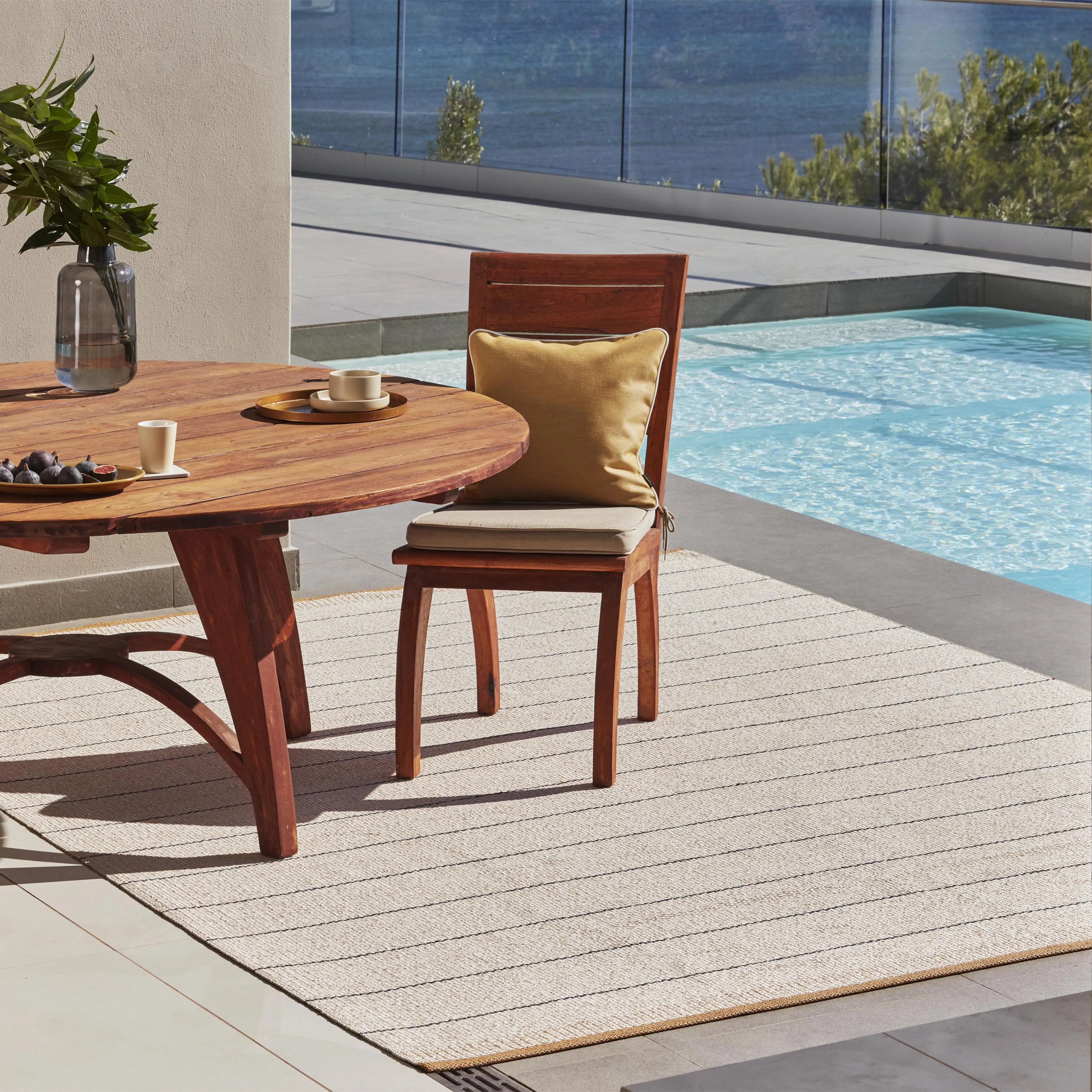 Belle Indoor/Outdoor Rug