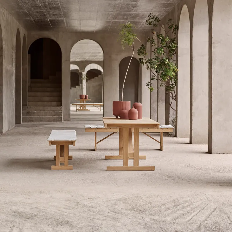 BM1771 Dining Table