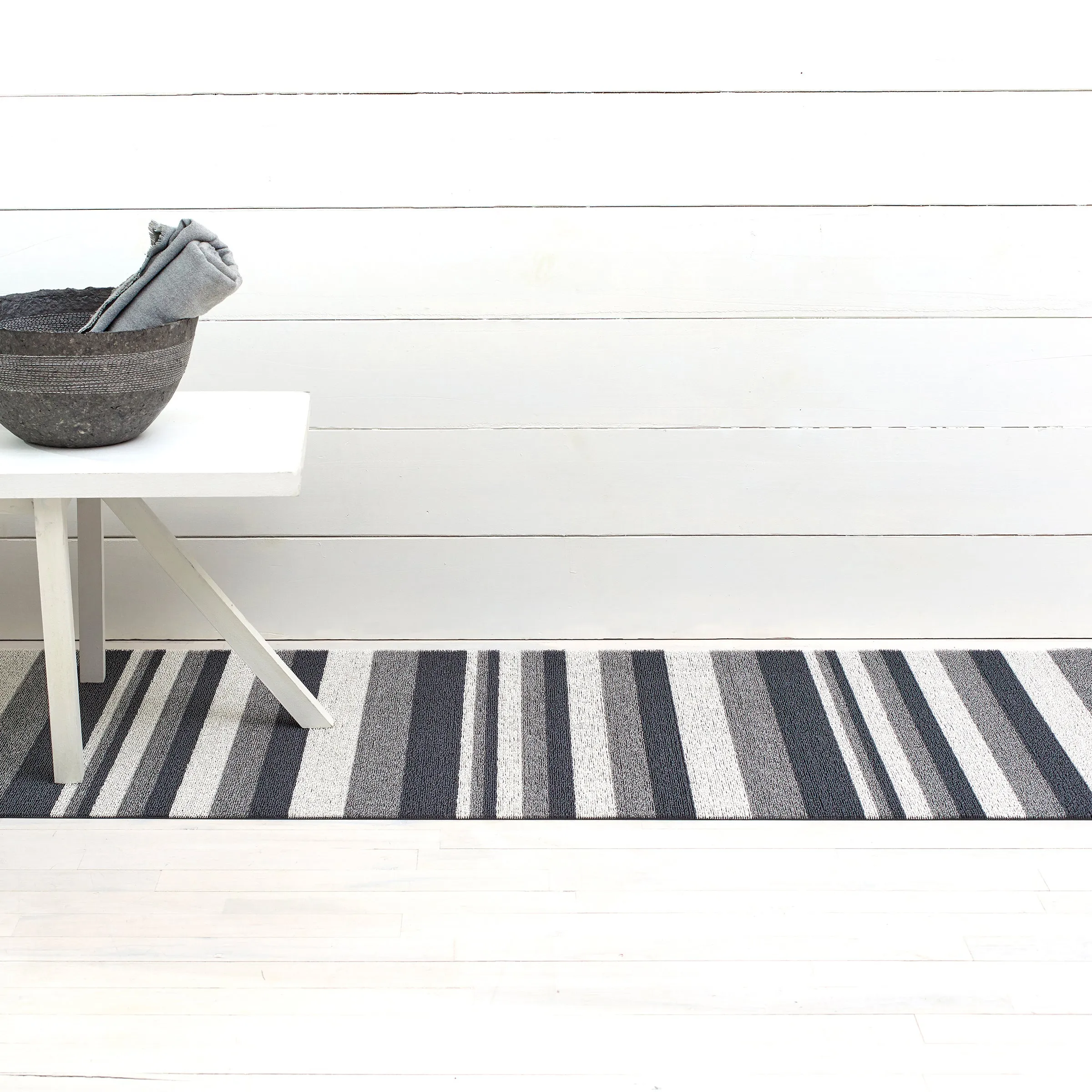 Bounce Stripe Indoor/Outdoor Shag Runner