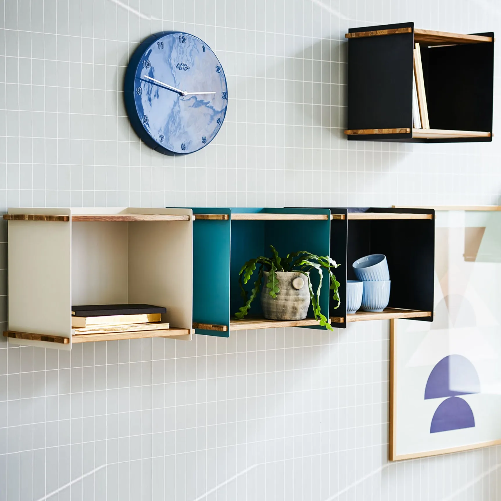 Box Wall Cube