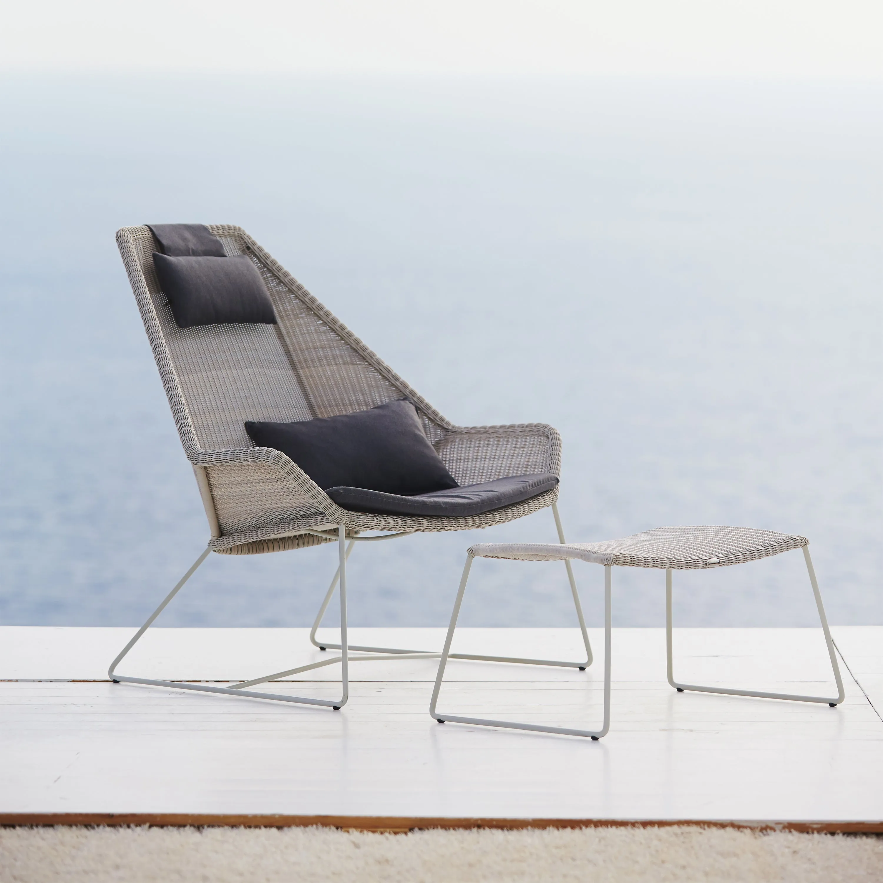 Breeze Outdoor High back Chair