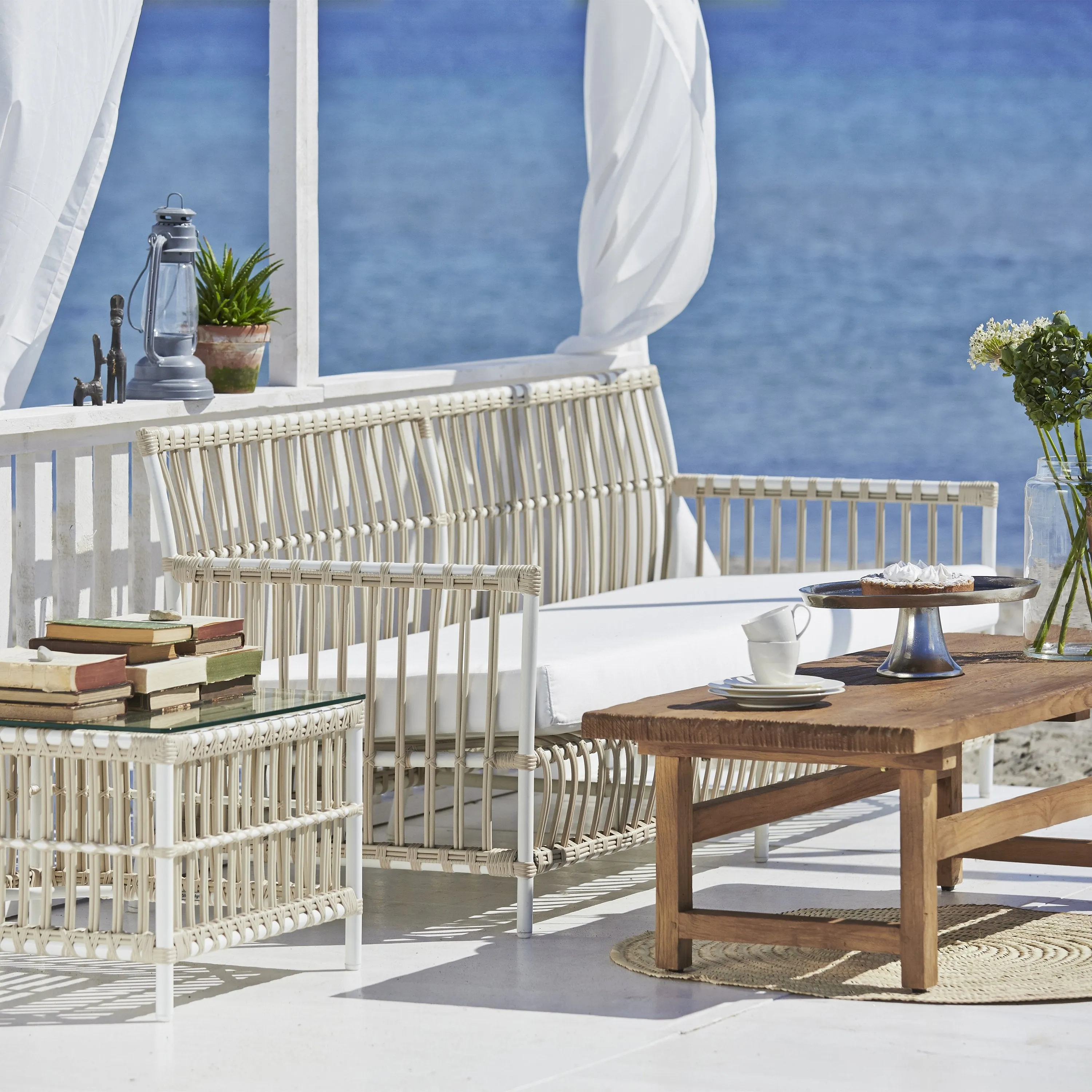 Caroline Outdoor 3-Seater Sofa