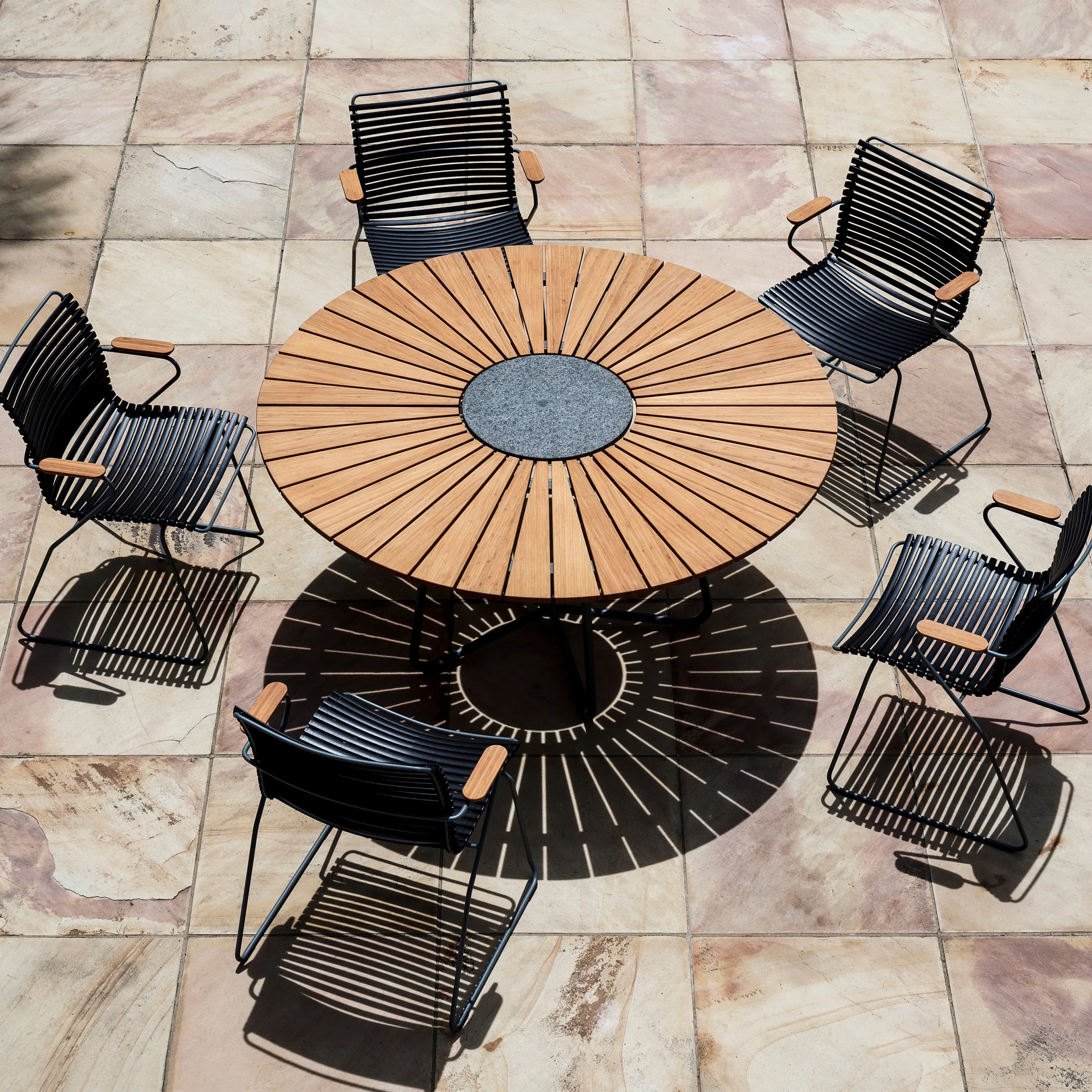Circle Outdoor Dining Table