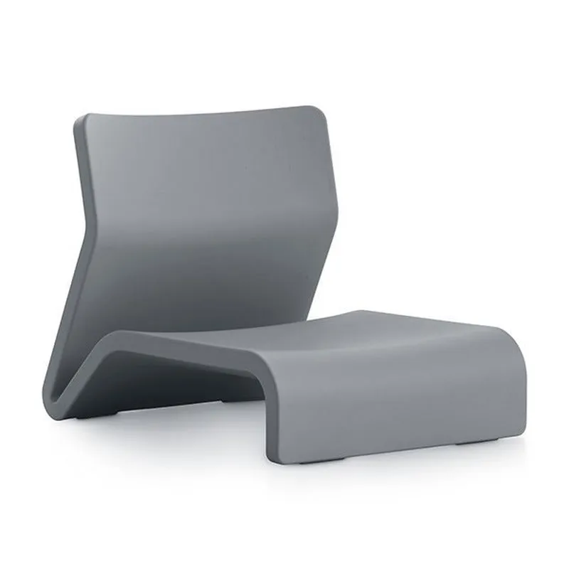 Clip Club Chair