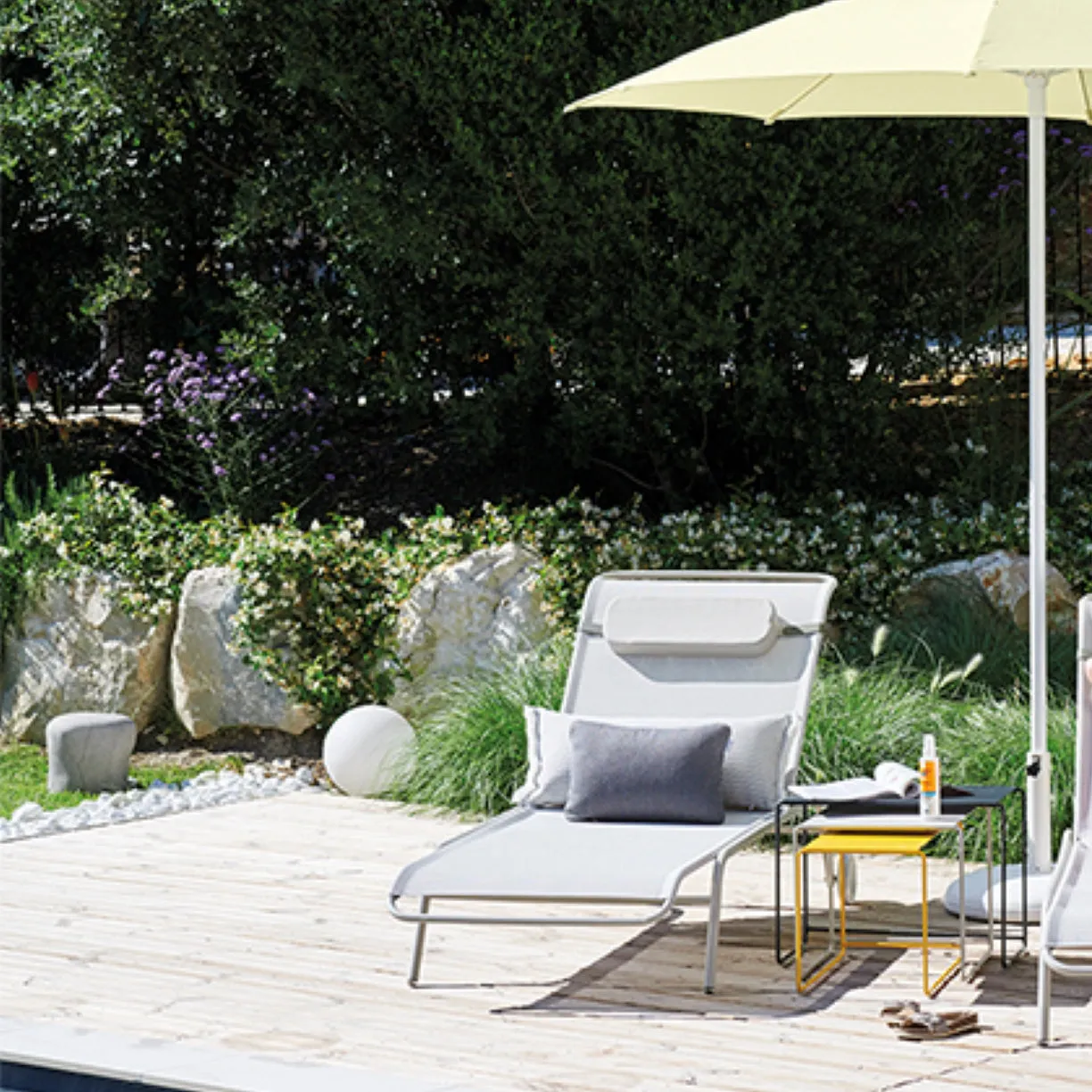 Color Mix Outdoor Headrest Cushion