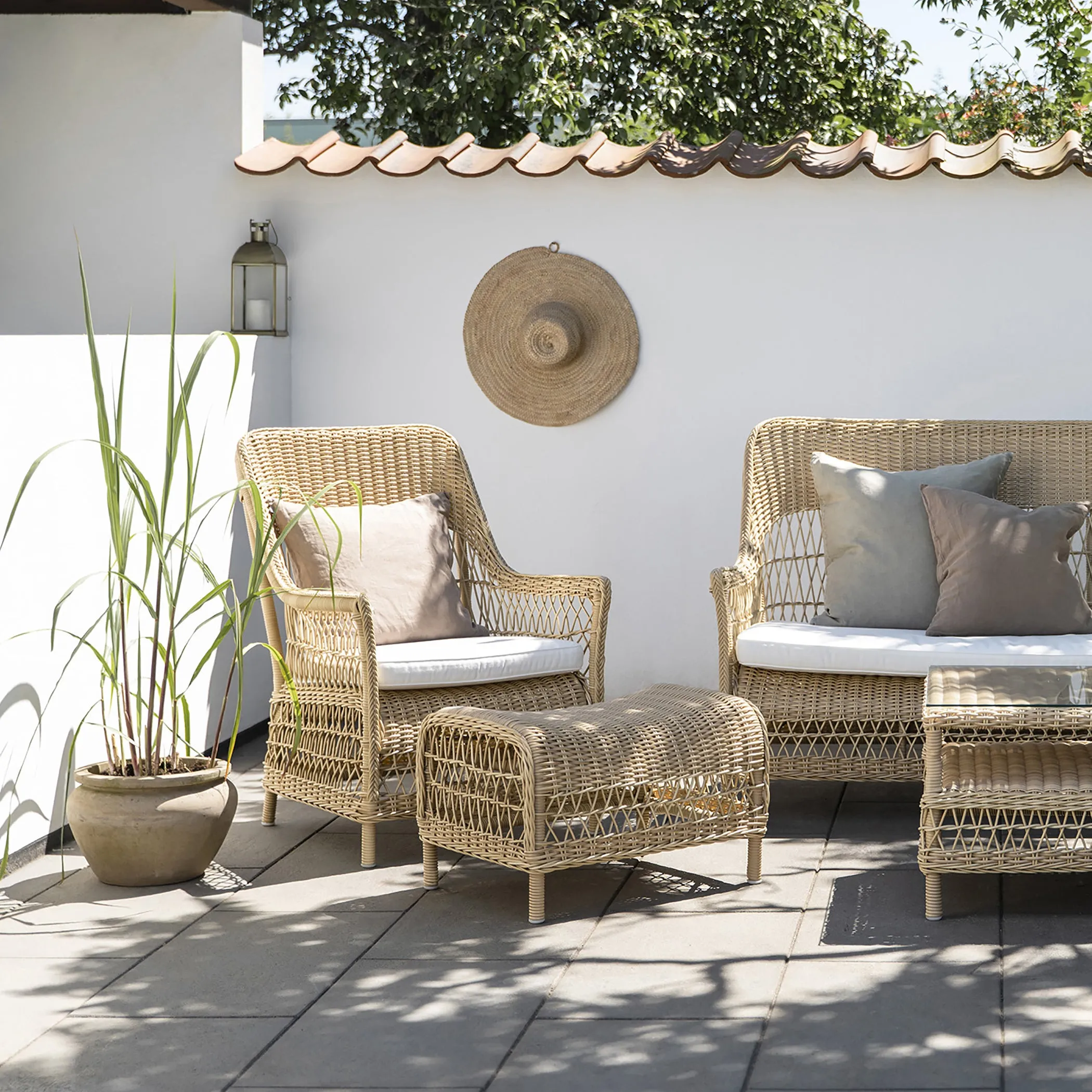 Dawn Outdoor Foot Stool