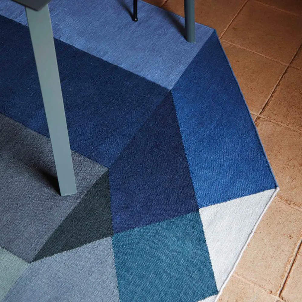 Diamond Outdoor Rug