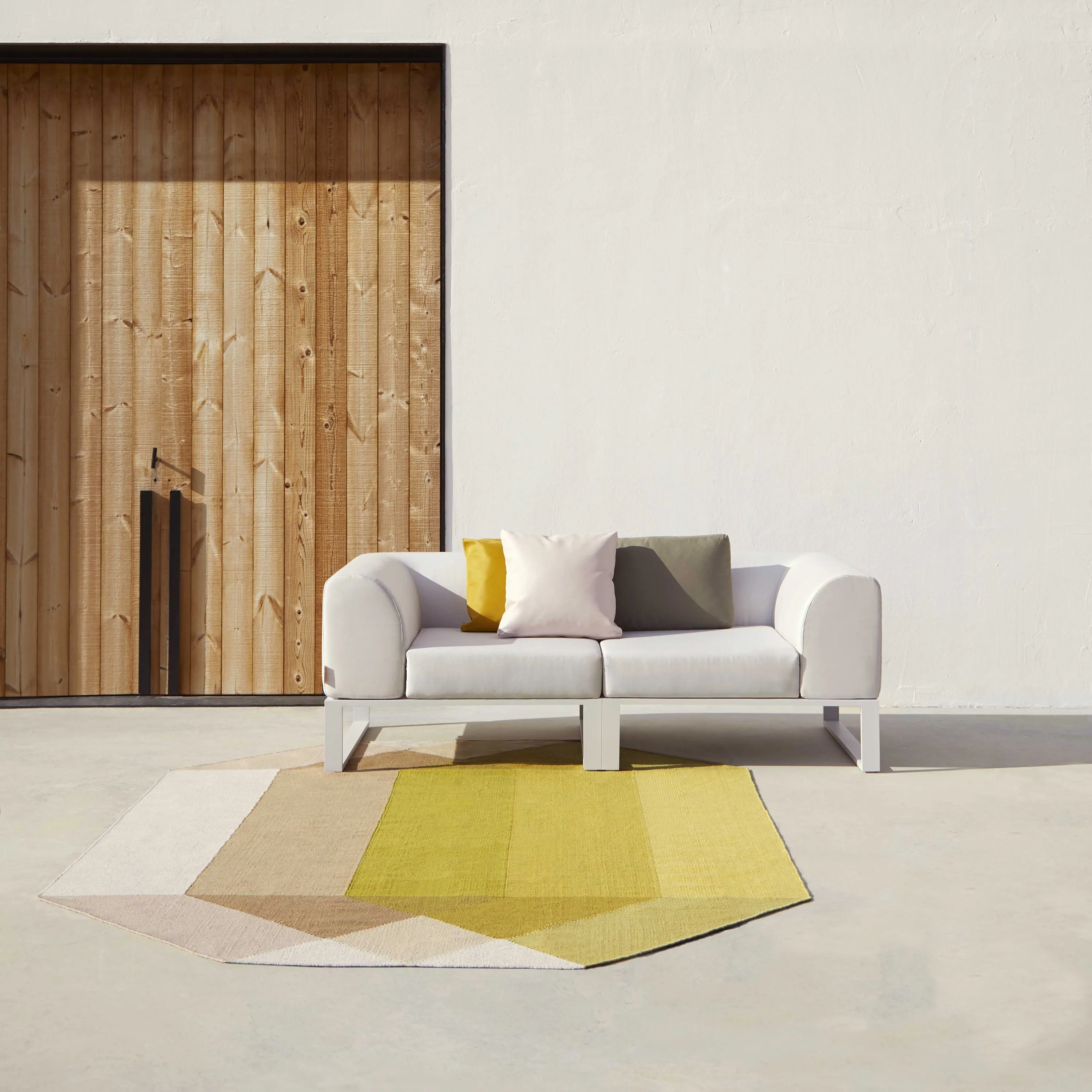 Diamond Outdoor Rug