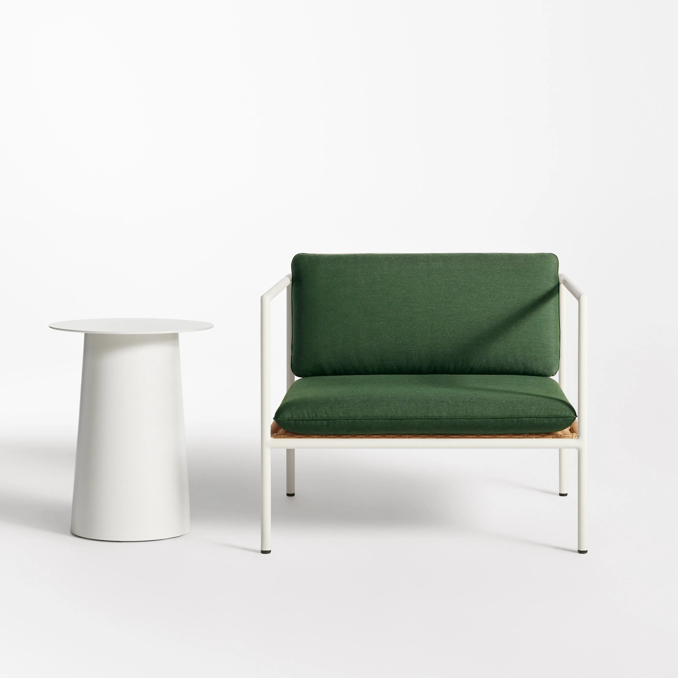 Dog Days Outdoor Lounge Chair