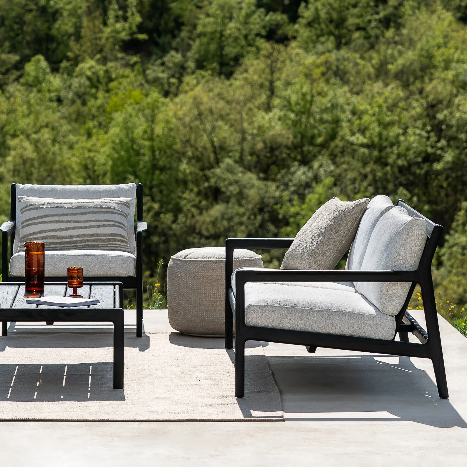 Donut Outdoor Pouf