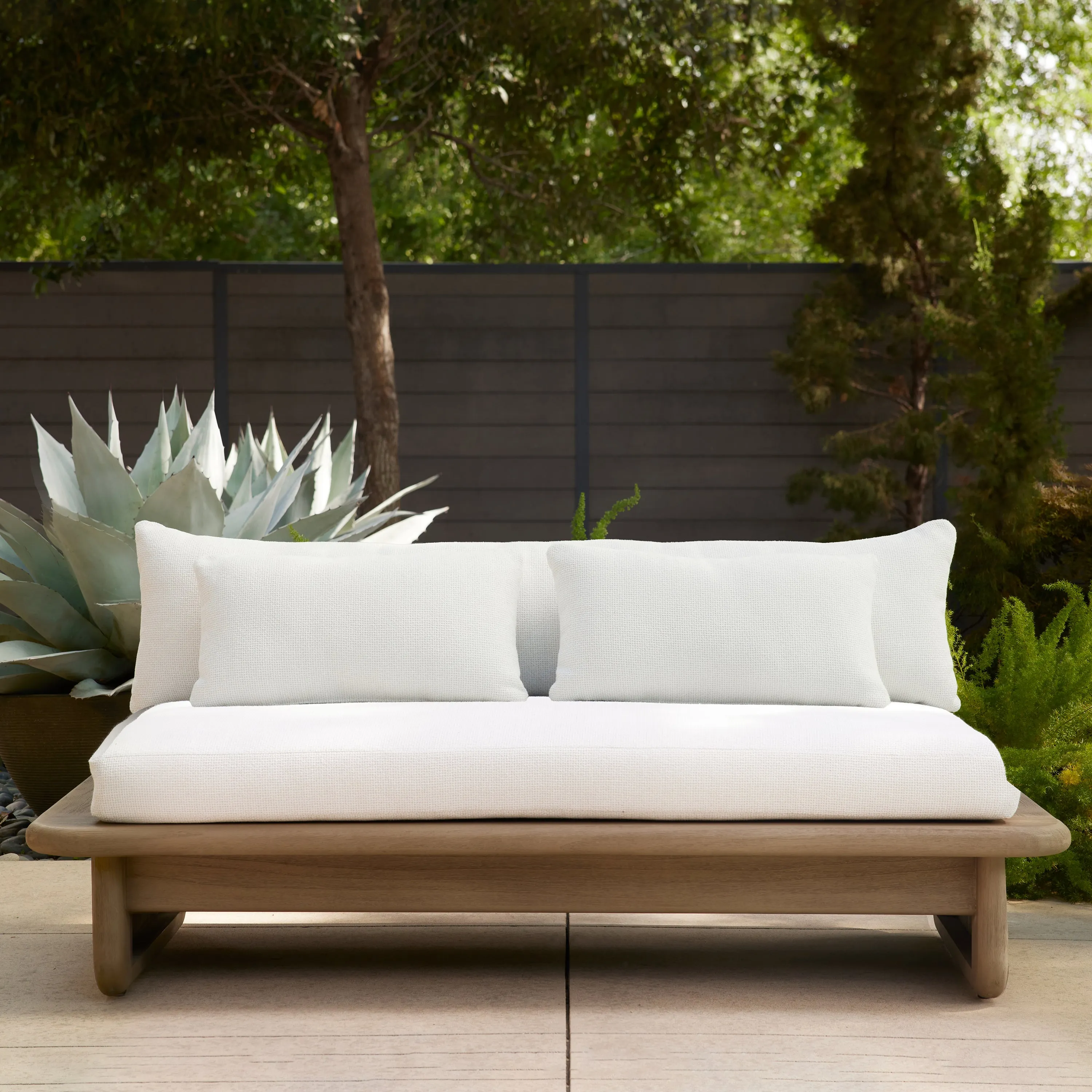 Fargo Outdoor Settee