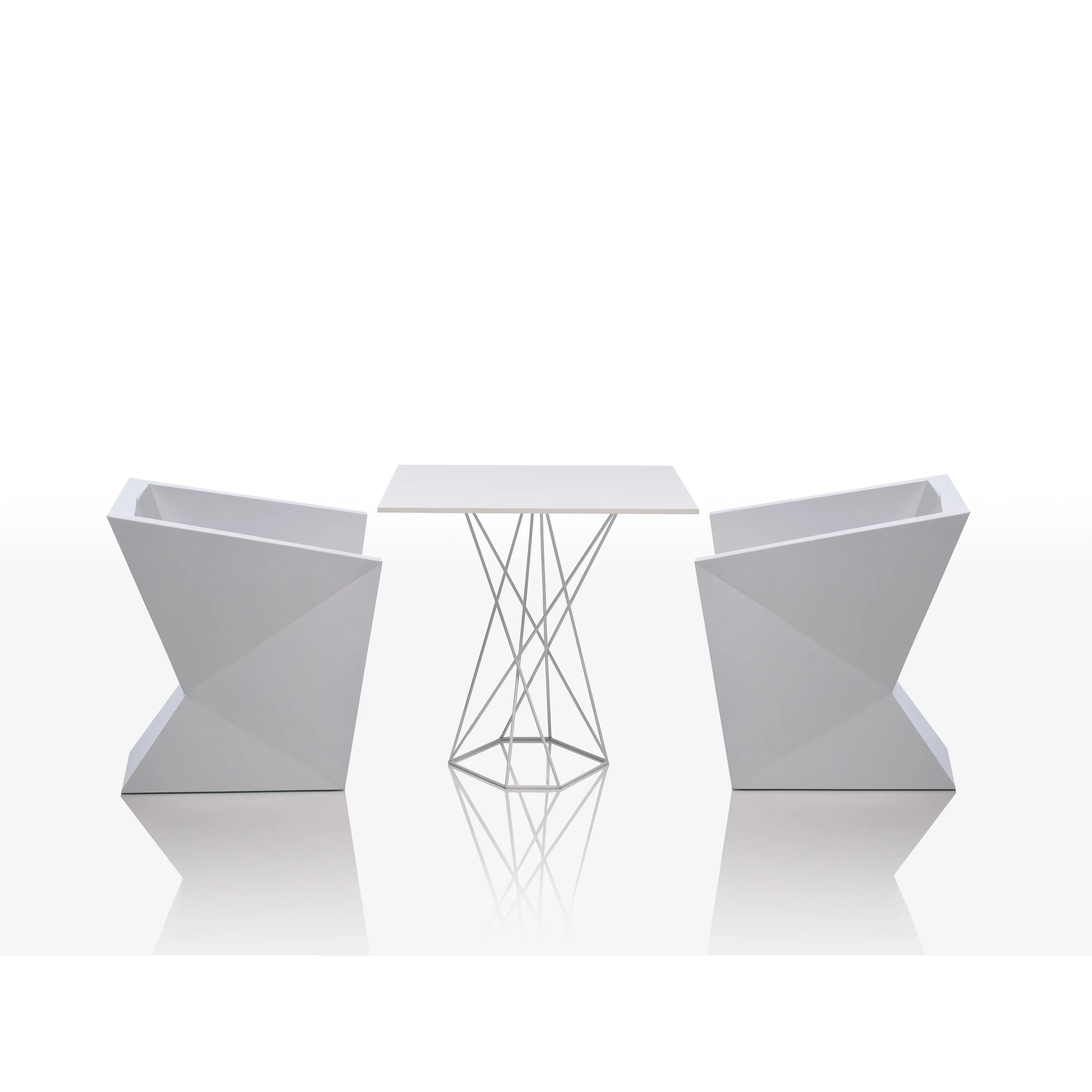 Faz Armchair