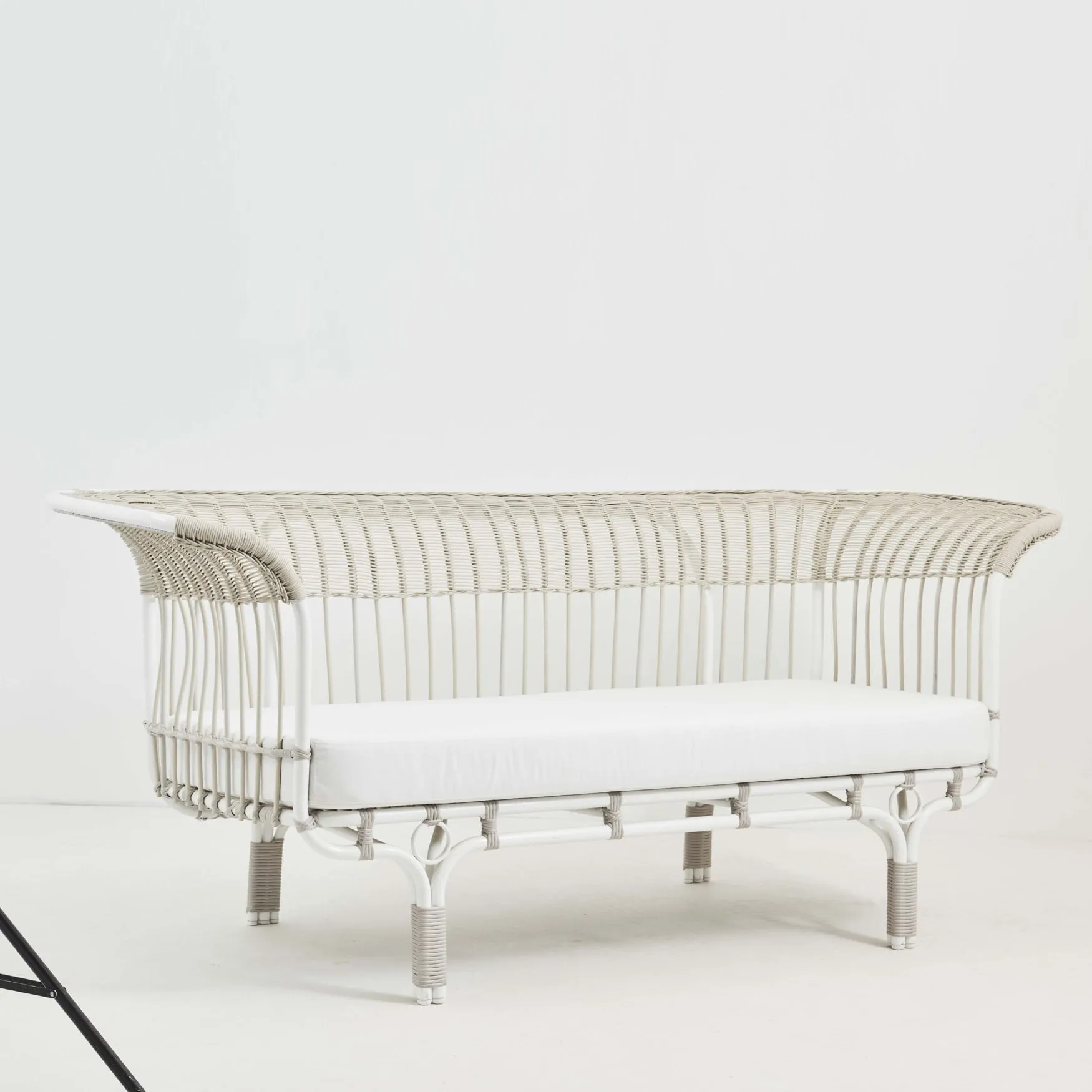 Franco Albini Belladonna Outdoor Sofa
