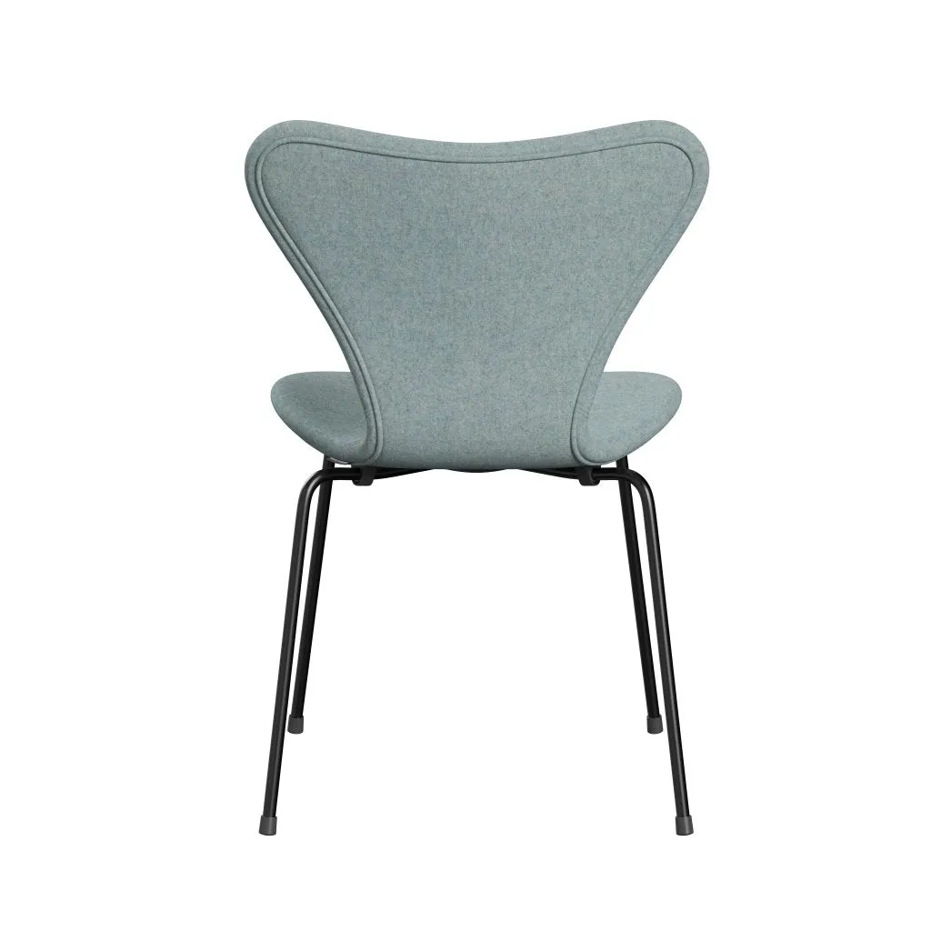 Fritz Hansen Series 7™ Chair Full Upholstery, Black/Divina Md Mint