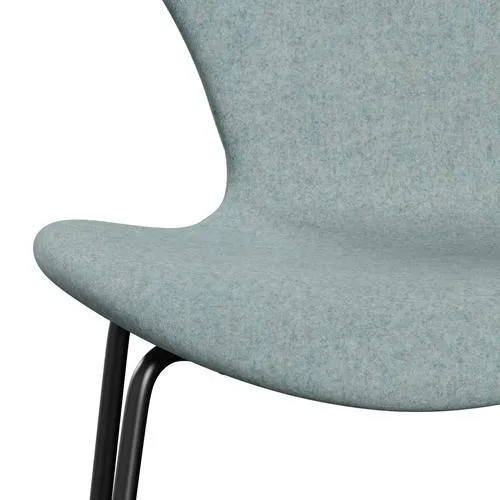 Fritz Hansen Series 7™ Chair Full Upholstery, Black/Divina Md Mint