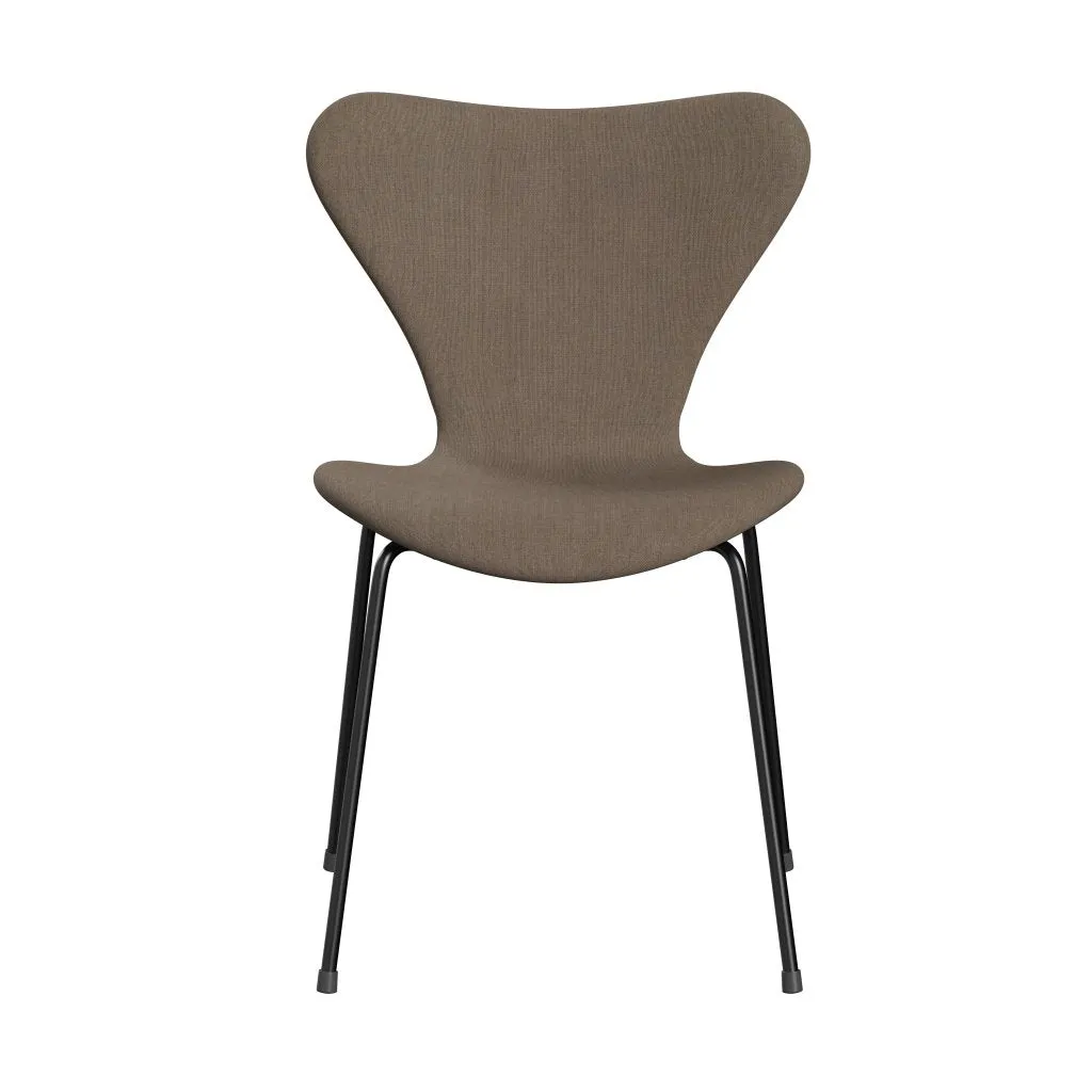 Fritz Hansen Series 7™ Chair Full Upholstery, Black/Remix Beige (Rem233)