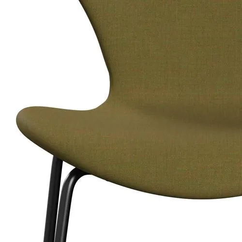 Fritz Hansen Series 7™ Chair Full Upholstery, Black/Remix Goldgreen