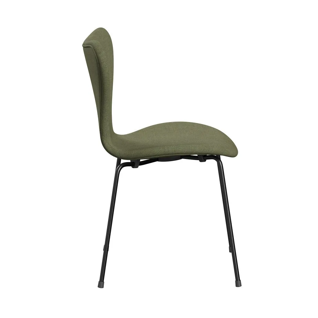 Fritz Hansen Series 7™ Chair Full Upholstery, Black/Remix Green