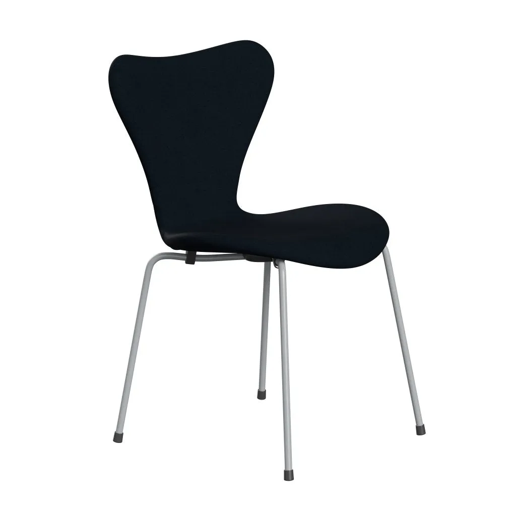 Fritz Hansen Series 7™ Chair Full Upholstery, Silver Grey/Divina Dark Blue