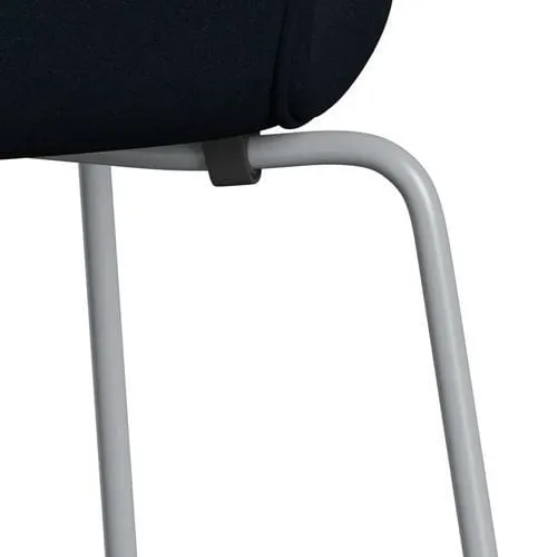 Fritz Hansen Series 7™ Chair Full Upholstery, Silver Grey/Divina Dark Blue