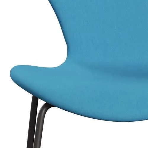 Fritz Hansen Series 7™ Chair Full Upholstery, Warm Graphite/Comfort Light Blue (C66010)