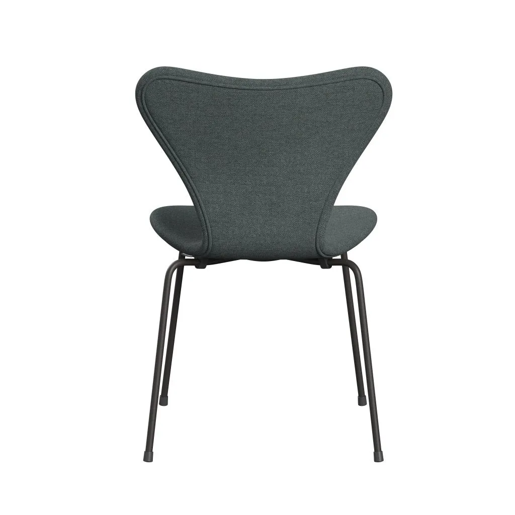 Fritz Hansen Series 7™ Chair Full Upholstery, Warm Graphite/Sunniva 2 Steel Grey