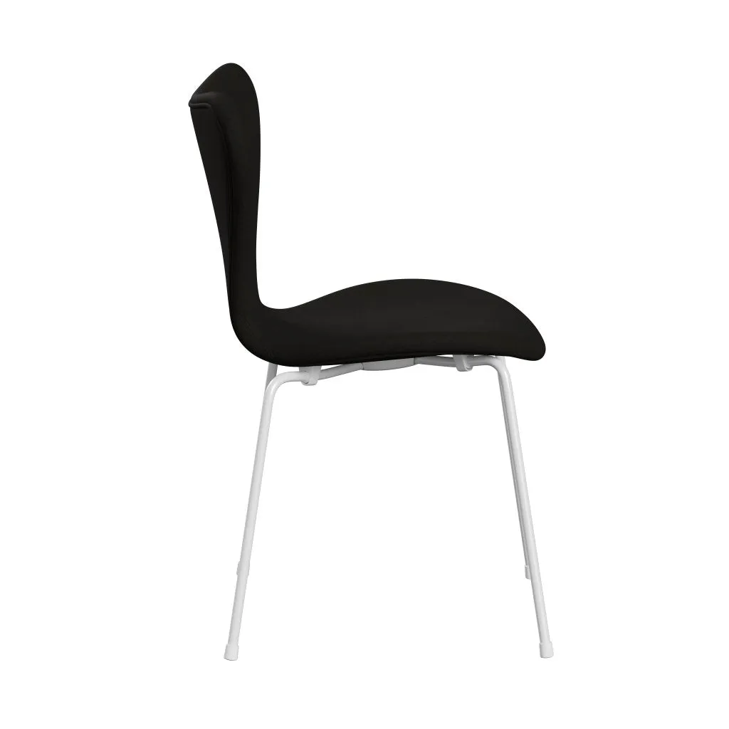 Fritz Hansen Series 7™ Chair Full Upholstery, White/Comfort Black (C61013)