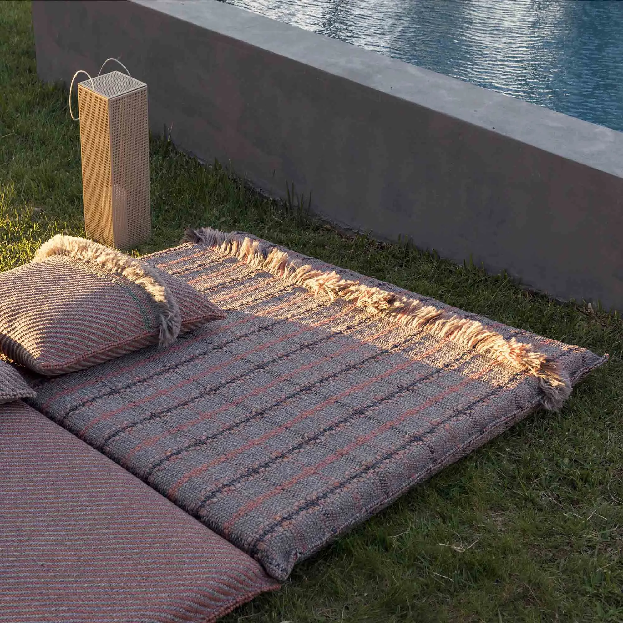 Garden Layers Big Outdoor Tartan Mattress