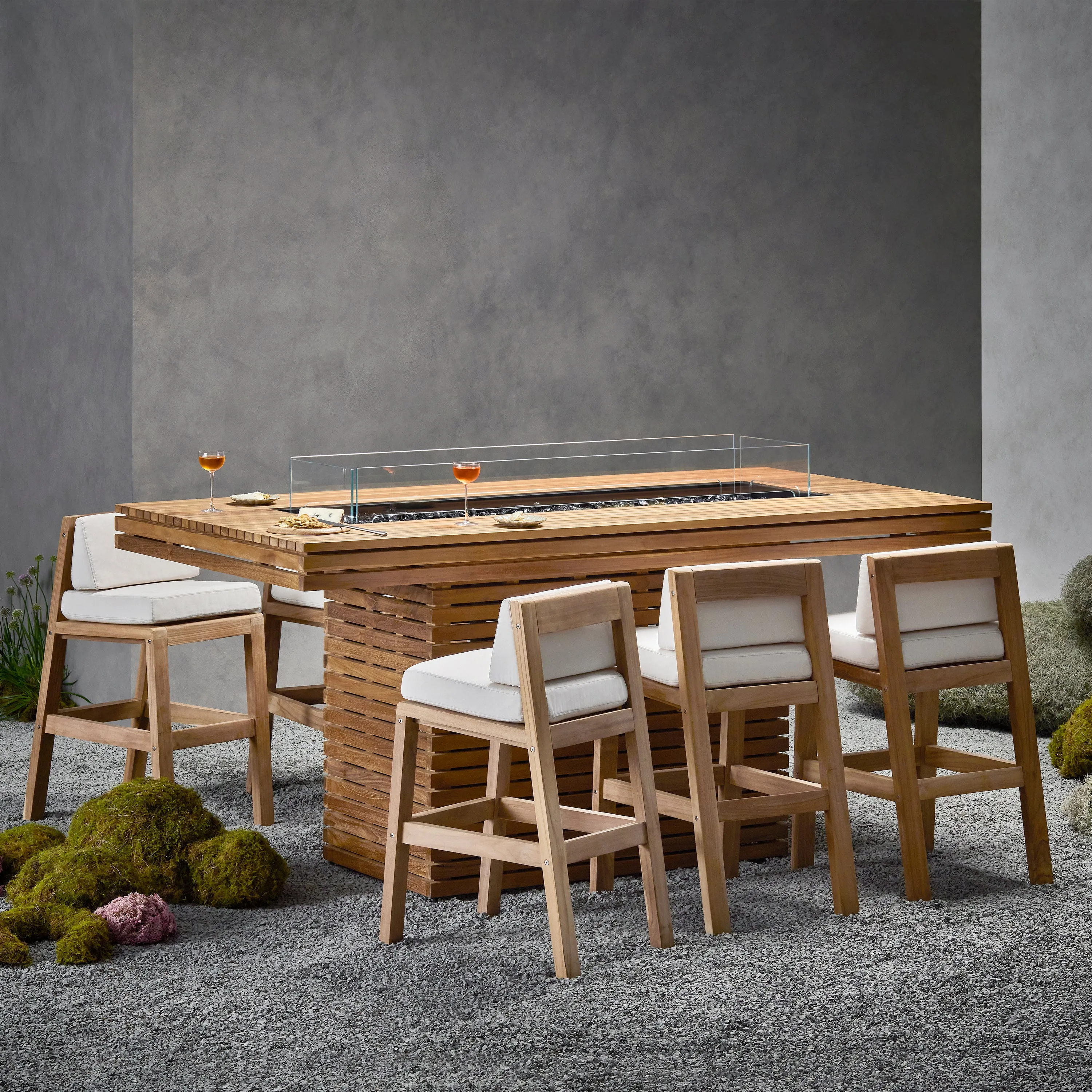 Gin 90 Teak Bar Fire Table Set