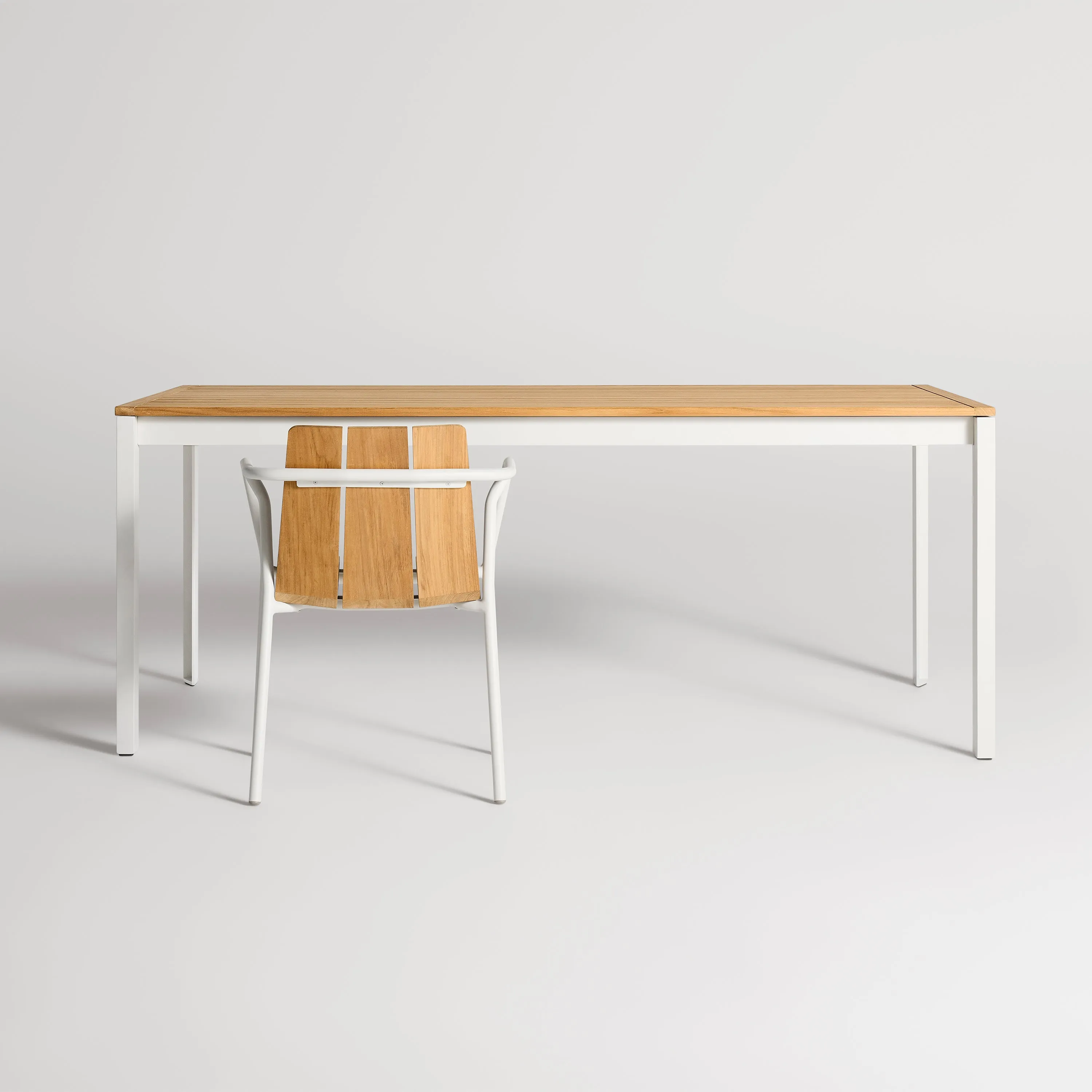 Hold Tight Outdoor Dining Table