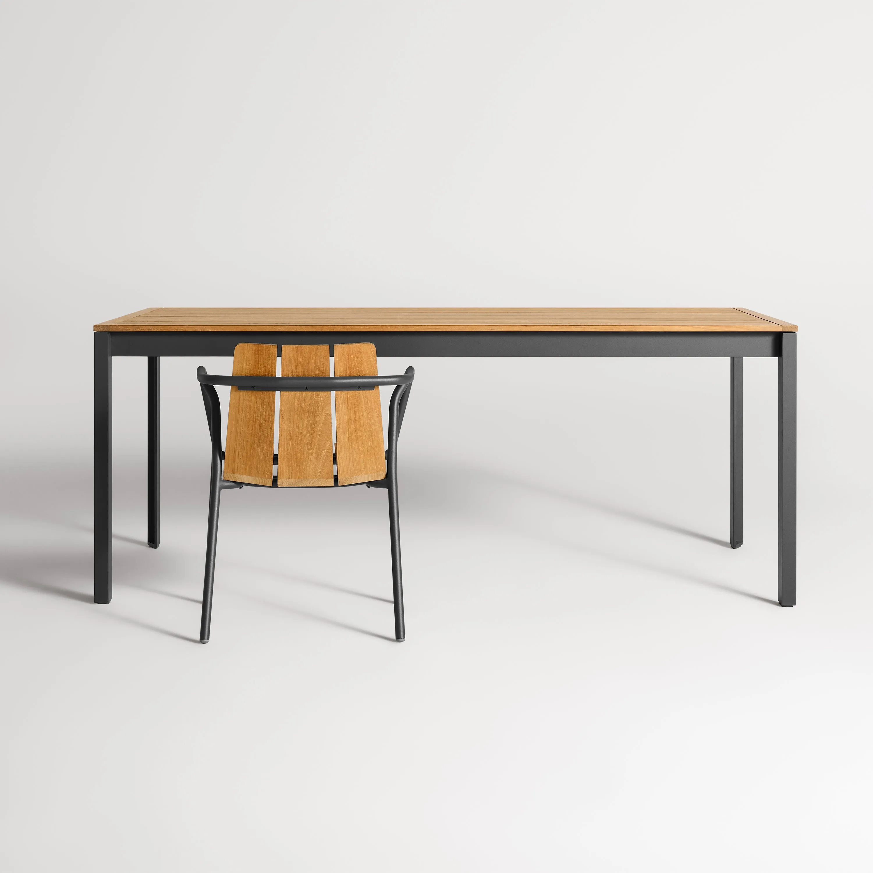 Hold Tight Outdoor Dining Table