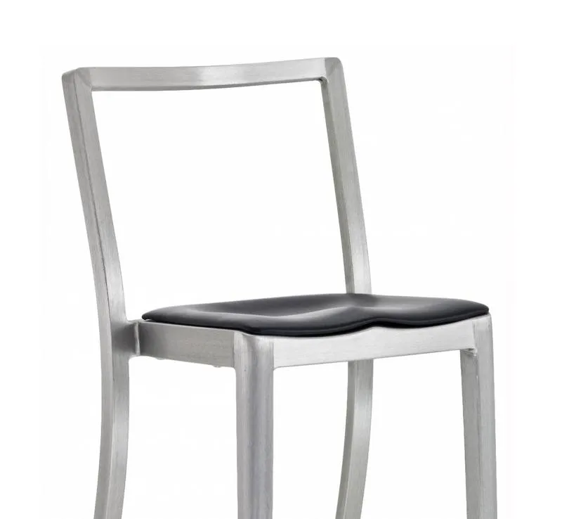 Icon Stacking Chair