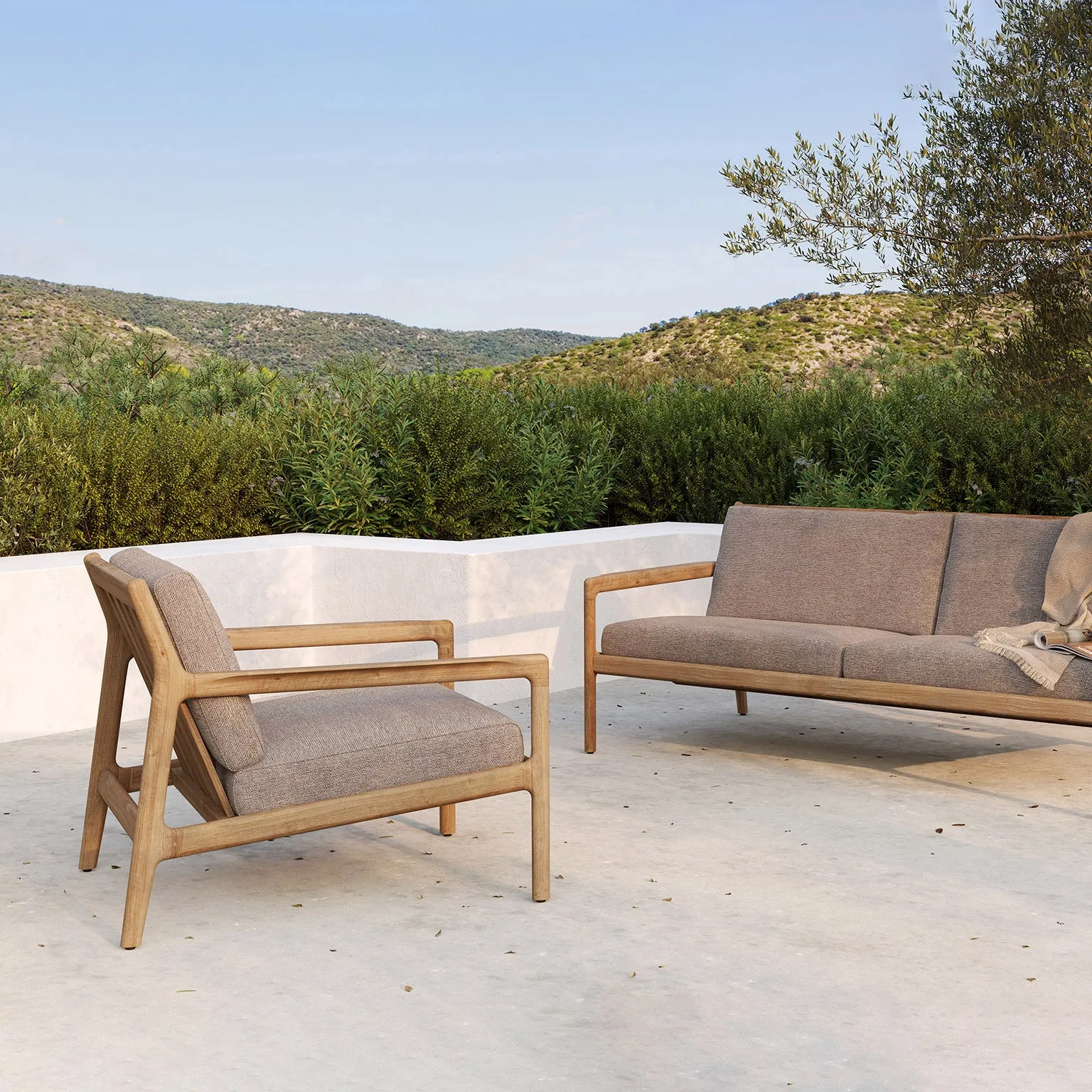 Jack Outdoor Lounge Chair and Ottoman