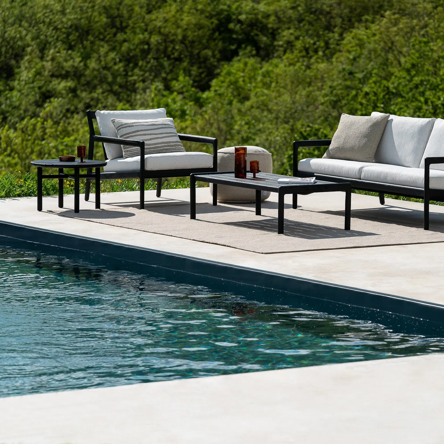 Jack Outdoor Lounge Chair and Ottoman