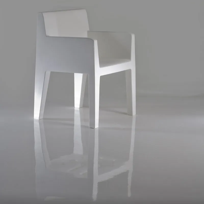 Jut Armchair
