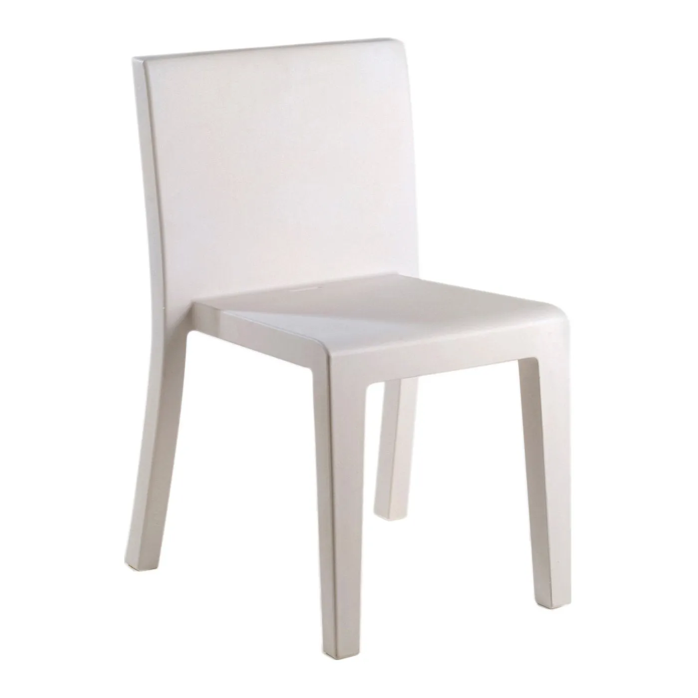 Jut Chair
