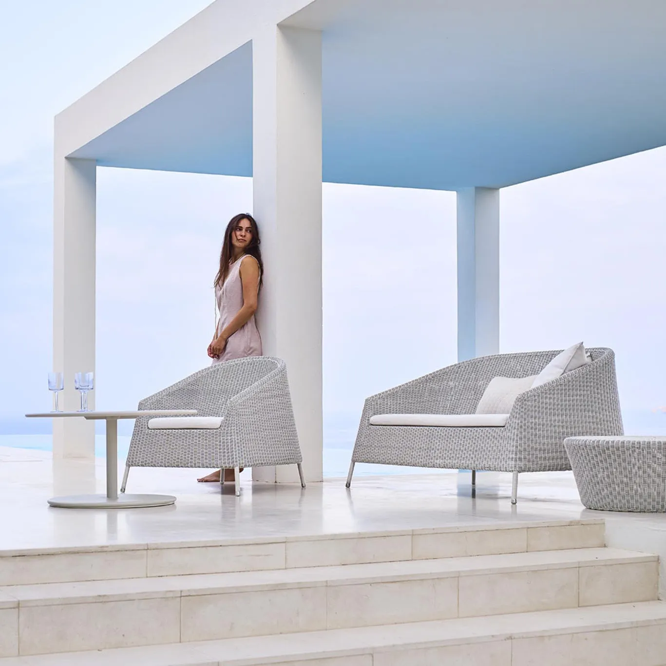 Kingston Outdoor 2 Seater Lounge Sofa