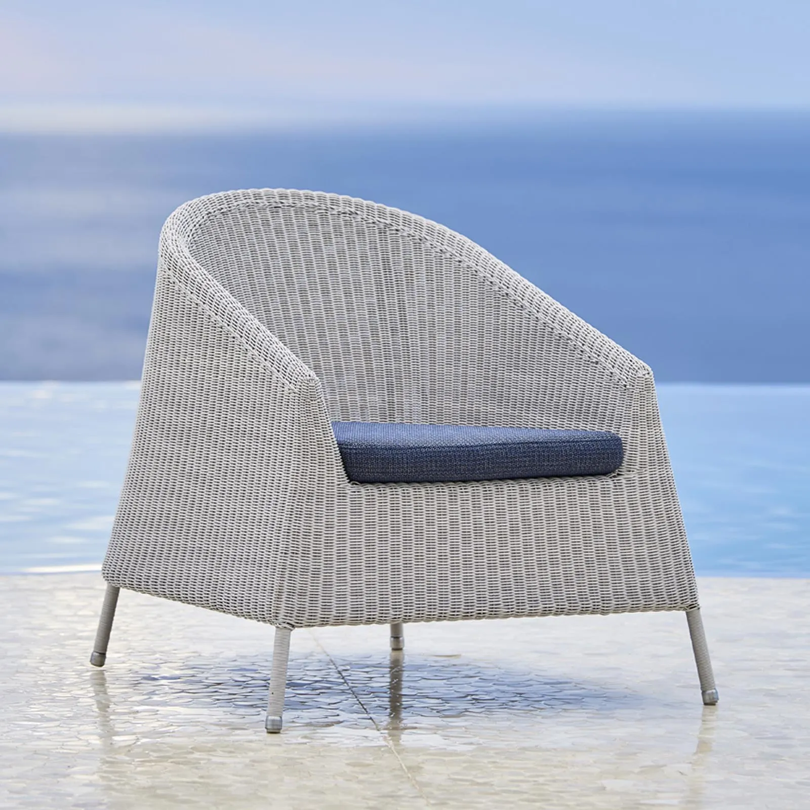 Kingston Outdoor Stackable Lounge Chair